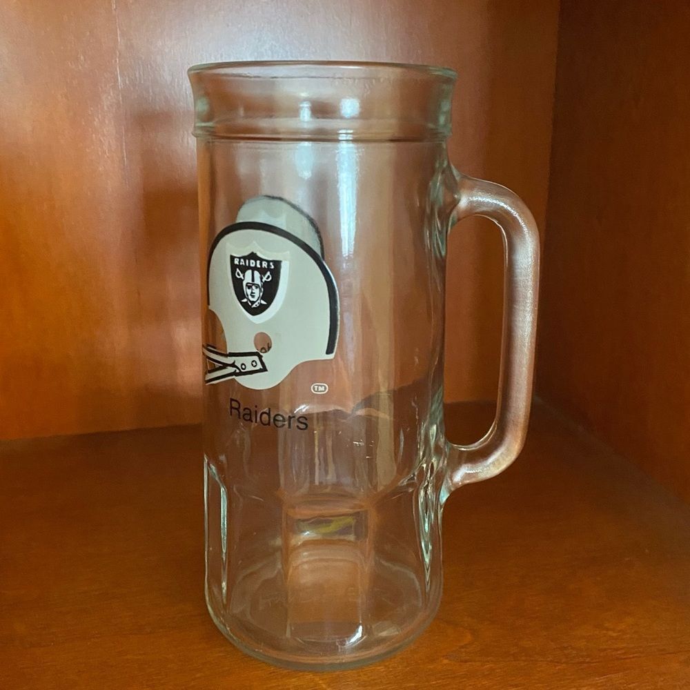 Oakland Raiders Fisher Peanuts Promo Beer Glass